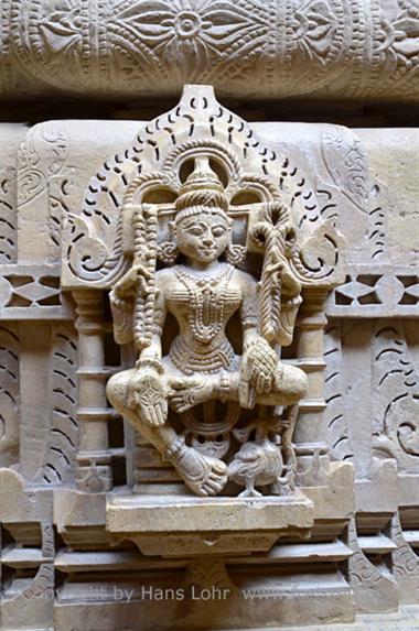 07 Jain-Temple,_Jaisalmer_Fort_DSC3114_b_H600